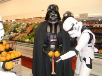 darthvadervegnuts.jpg