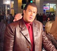 Steven Seagal at Exit Wounds Premiere Los Angeles.jpg