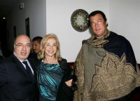 Dante Ferretti Francesca Lo Schiavo Steven Seagal.jpg