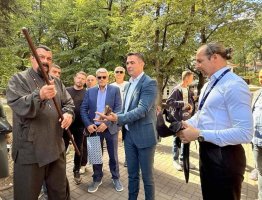 The Laminated Bokken 03.jpeg