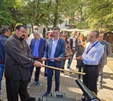 The Laminated Bokken 05.jpeg